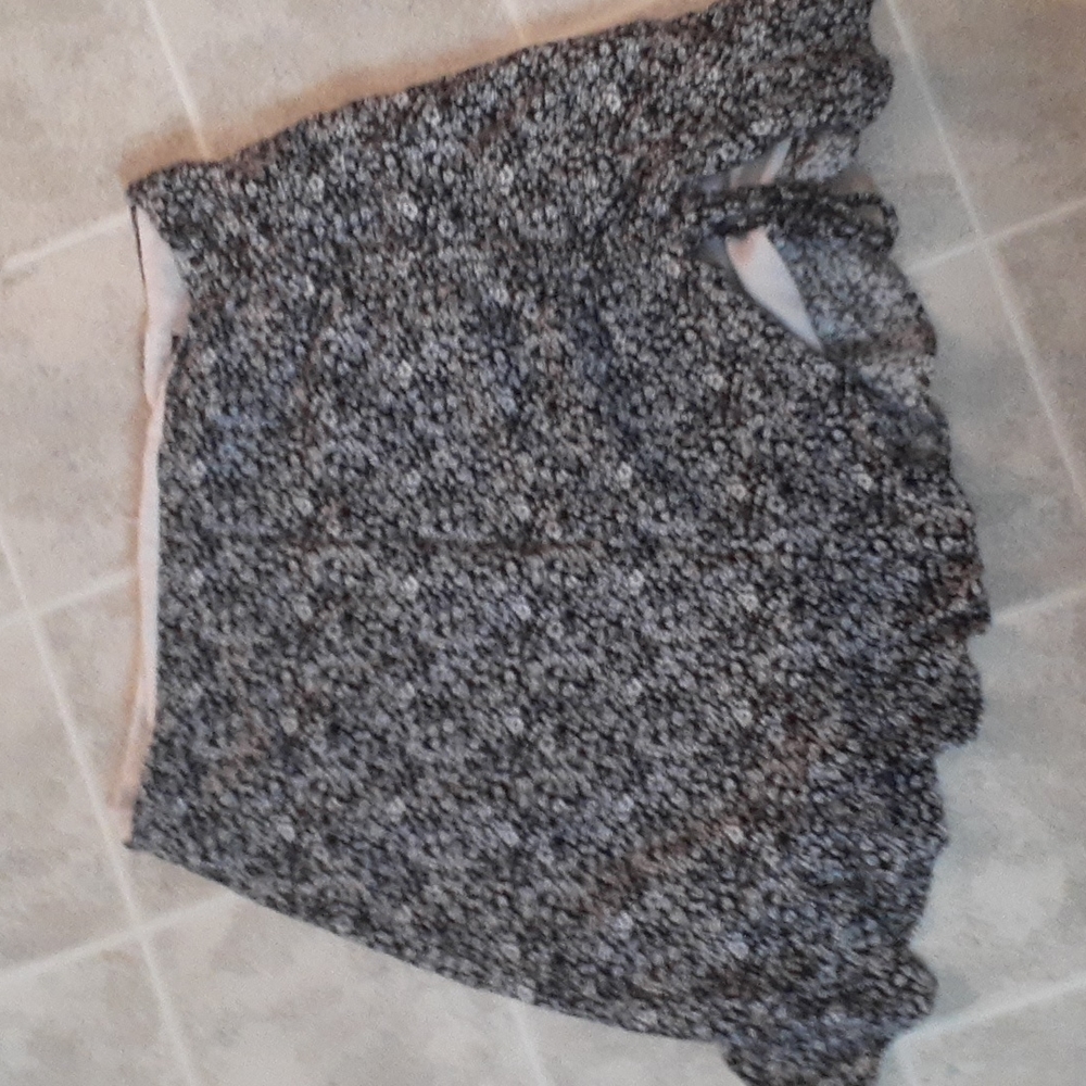 Womens floral print mini skirt